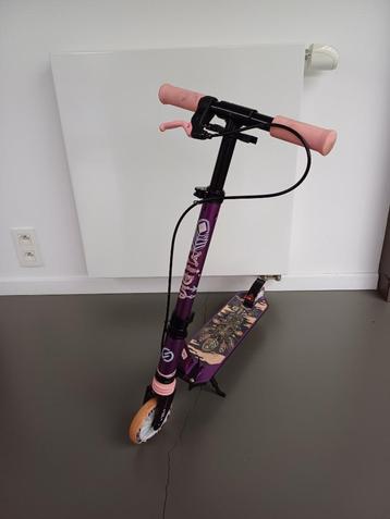 trottinette enfant mid5 avec frein au guidon et suspension v beschikbaar voor biedingen