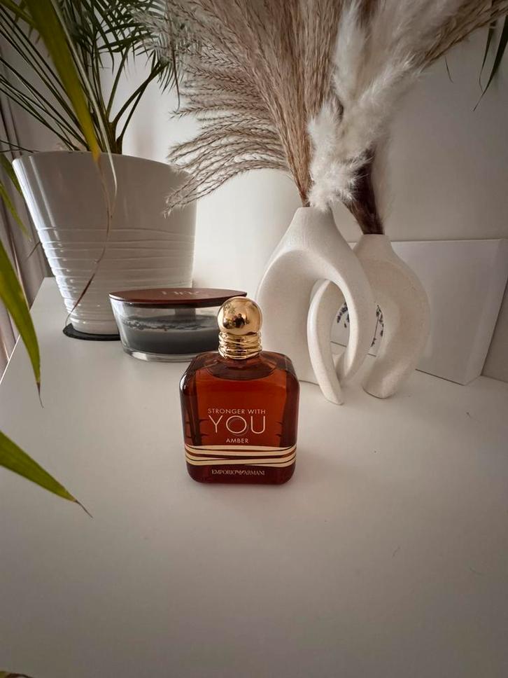 Stronger with You - Amber 100ml, Handtassen en Accessoires, Uiterlijk | Parfum, Zo goed als nieuw, Ophalen of Verzenden