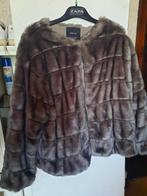 Bruin/grijs nepbont jasje maat M, Kleding | Dames, Jasjes, Kostuums en Pakken, Ophalen, Maat 38/40 (M), Bruin, Jasje