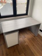 Bureau grijs/beton JYSK, Ophalen, Zo goed als nieuw, Bureau