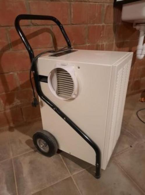 Te huur - Bouwdroger 52liter/24u 70€/15d 120€/maand, Doe-het-zelf en Bouw, Ventilatie en Afzuiging, Gebruikt, Ventilator en Afzuiger