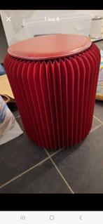 Tabouret Stooly rouge, Ophalen, Nieuw, Overige materialen