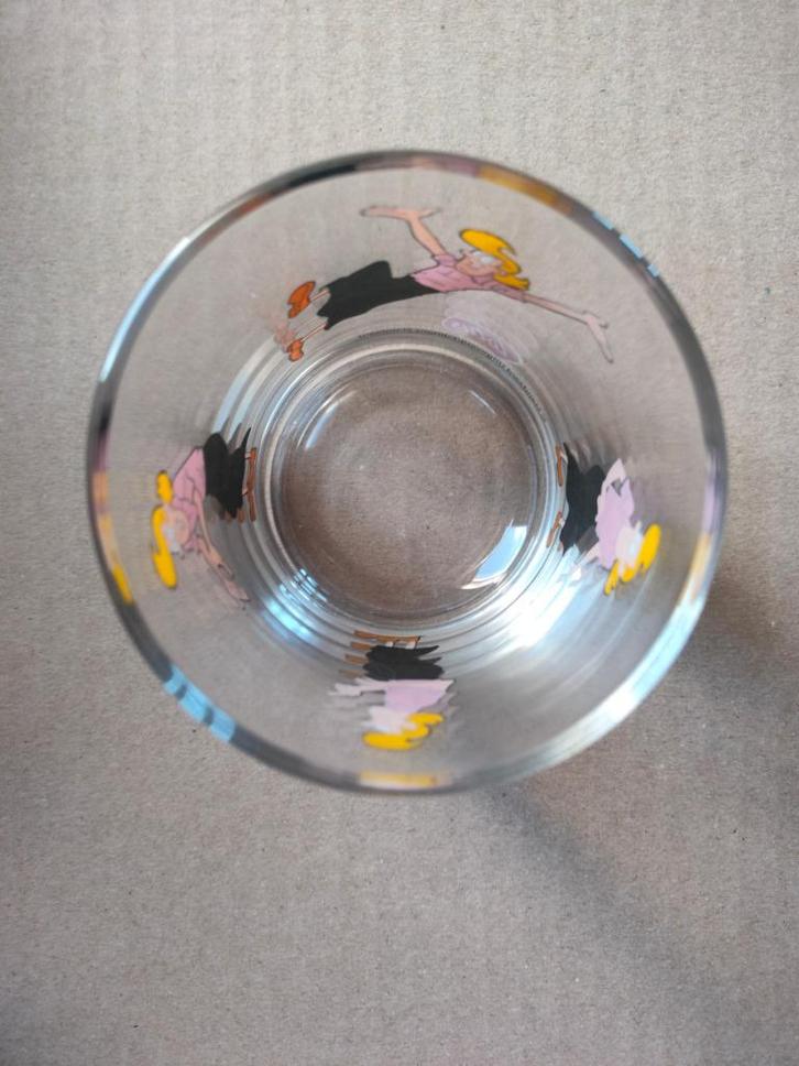 Puntgaaf Suske en Wiske glas Sidonia, Verzamelen, Glas en Drinkglazen, Zo goed als nieuw, Frisdrankglas, Ophalen of Verzenden