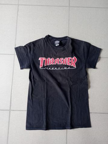 T-shirt skate trasher maat s disponible aux enchères