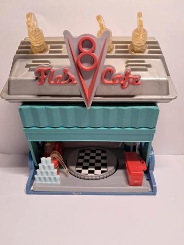 Disney Pixar Cars Mini Adventures Flo’s V8 Cafe beschikbaar voor biedingen