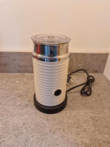 Melkopschuimer Nespresso beschikbaar voor biedingen