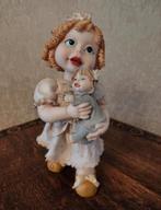 Beeldje met baby, Enlèvement ou Envoi