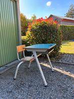 Vintage schoolbankje te koop – karaktervol en stevig!, Ophalen, Gebruikt