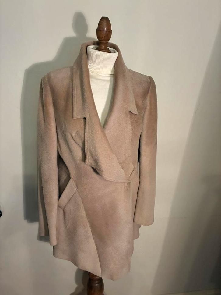 SYLVIE SCHIMMEL SHEARLING LAMMY JAS TAUPE, Kleding | Dames, Jassen | Winter, Zo goed als nieuw, Maat 38/40 (M), Verzenden