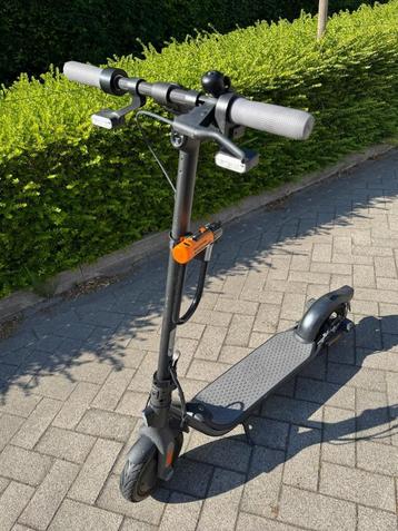 Segway Ninebot elektrische step met richtingaanwijzers, Enlèvement, Comme neuf, Step électrique (E-scooter), Segway ninebot