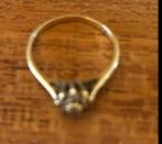 Gouden ring met briljantes, Ophalen of Verzenden, Zo goed als nieuw, Goud