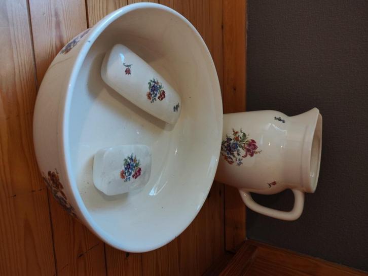 antiek wasset, Antiek en Kunst, Antiek | Keramiek en Aardewerk, Ophalen