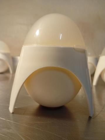 kokospalm, ook wel eierkoker genoemd, ontworpen om te koken beschikbaar voor biedingen
