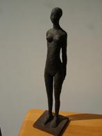 Ad. DAENEN 1921-2012 Kongolese vrouw terracotta staand naakt, Ophalen