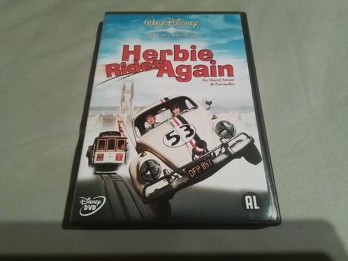 Walt Disney dvd Herbie rides again, CD & DVD, DVD | Enfants & Jeunesse, Utilisé, Film, Tous les âges, Enlèvement ou Envoi