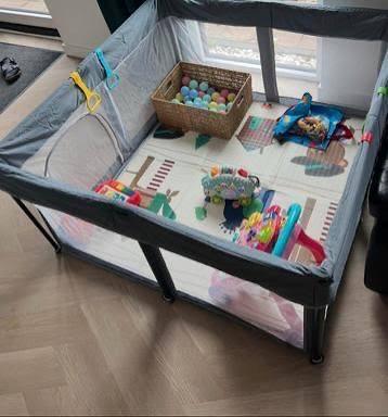 Grondbox – Speelbox baby 120 x 120, Kinderen en Baby's, Babyparken, Zo goed als nieuw, Ophalen