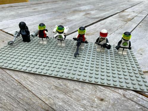 Lego Space  6704 minifiguren - Blacktron M:Tron Space Police, Kinderen en Baby's, Speelgoed | Duplo en Lego, Gebruikt, Lego, Complete set