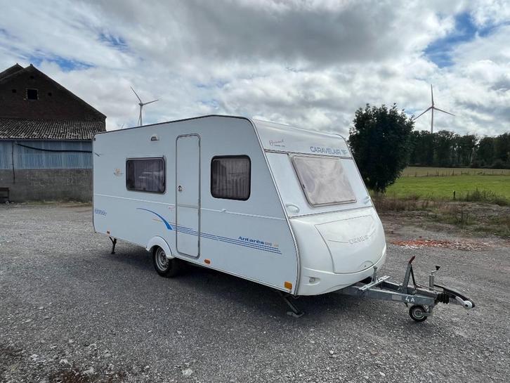 CARAVELAIR Antarès Luxe 496, Caravans en Kamperen, Caravans, Particulier, tot en met 5, 750 - 1000 kg, Overige, Caravelair, Frans bed