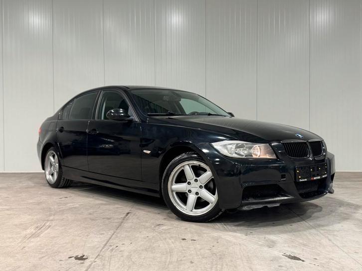 BMW 318i/2007/benzine/2.0/carpass/210.000 km/, Autos, BMW, Entreprise, Essence, Boîte manuelle, Noir, Enlèvement
