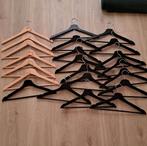Lot houten kapstokken/kleerhangers, Kleding | Dames, Kledinghangers, Ophalen, Zo goed als nieuw