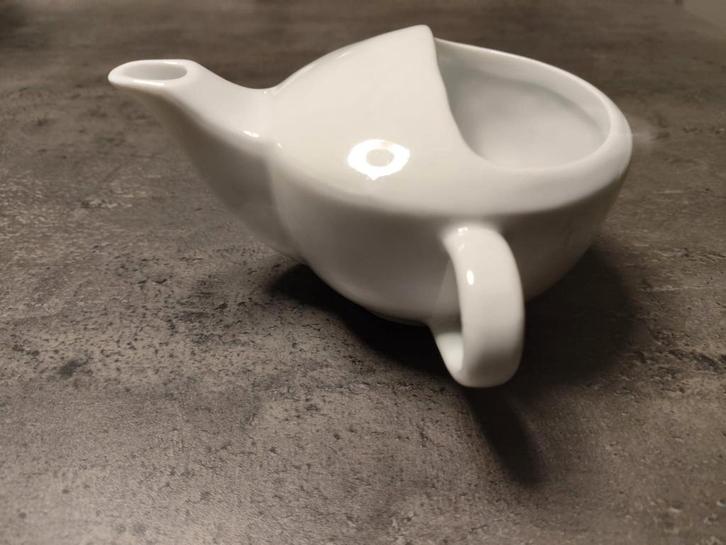 Tasse à bec ou tasse avec bec verseur (gobelet de lit), Maison & Meubles, Cuisine | Vaisselle, Neuf, Tasse(s) et/ou soucoupe(s)