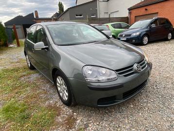 VW Golf 5 2.0TDI/136CH/CLIM/BOITE 6/EN BON ETAT beschikbaar voor biedingen