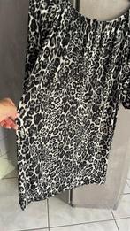 Nieuwe oversized bedrukte witte zwarte jurk M, Lola Liza, Ophalen of Verzenden, Nieuw, Overige kleuren
