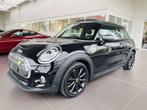 MINI Cooper SE 28.9 kWh * GARANTIE + TOIT PANO + LED + GPS *, Auto's, Automaat, 4 zetels, Gebruikt, 1770 kg