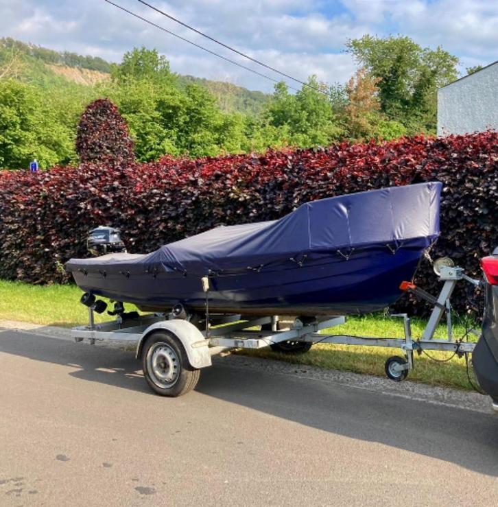Bateau de sécurité + Moteur et remorque + Protection, Watersport en Boten, Motorboten en Motorjachten, Zo goed als nieuw, Polyester