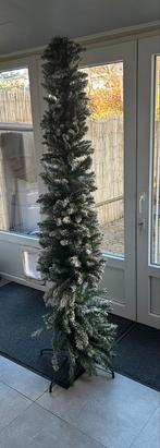 Kerstboom smal met nepsneeuw, Diversen, Kerst, Ophalen, Zo goed als nieuw