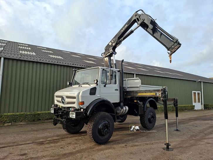 Mercedes-Benz 4X4, Unimog U1850, HIAB kraan., Zakelijke goederen, Landbouw | Tractoren, meer dan 160 Pk, Gebruikt, Ophalen