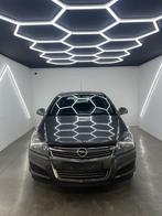 OPEL ASTRA | 2012 | 68,300 KM | APPROUVÉ + GARANTIE, Autos, Entreprise, Boîte manuelle, Noir, Vitres électriques