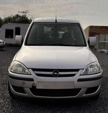 Opel combo  beschikbaar voor biedingen
