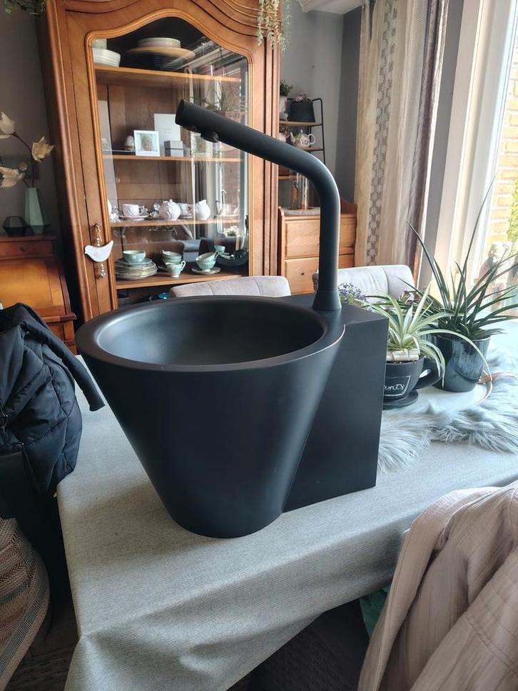 DeDelabie design wastafelkraan + electronische kraan zgan, Doe-het-zelf en Bouw, Sanitair, Zo goed als nieuw, Kraan, Ophalen