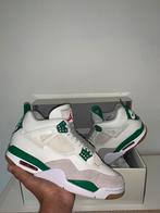 Jordan 4 vert pin taille 4.5, Vêtements | Hommes, Chaussures, Comme neuf, Baskets, Jordan, Autres couleurs