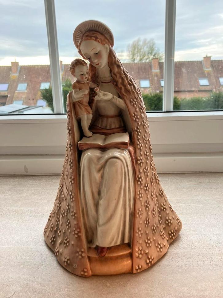 Mooie Madonna met kind M.J. Hummel vintage keramiek, Verzamelen, Beelden en Beeldjes, Gebruikt, Hummel, Ophalen of Verzenden