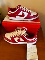 Nike Dunk low gym red   EU 43, Vêtements | Hommes, Chaussures, Neuf