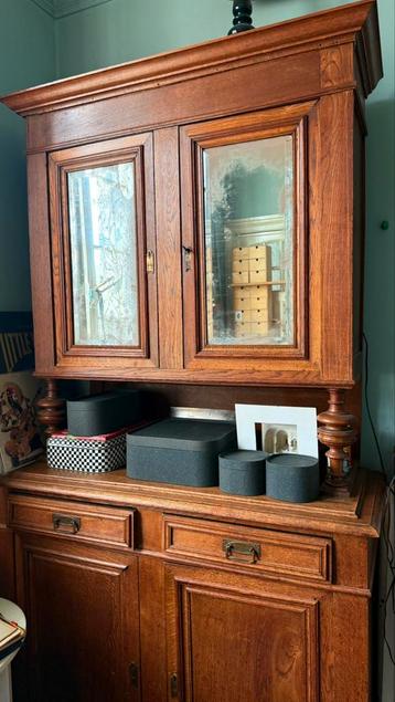 dressoir  beschikbaar voor biedingen