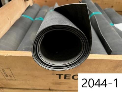 2044. Rubberen mat / rubber / matten / zeil, Animaux & Accessoires, Box & Pâturages