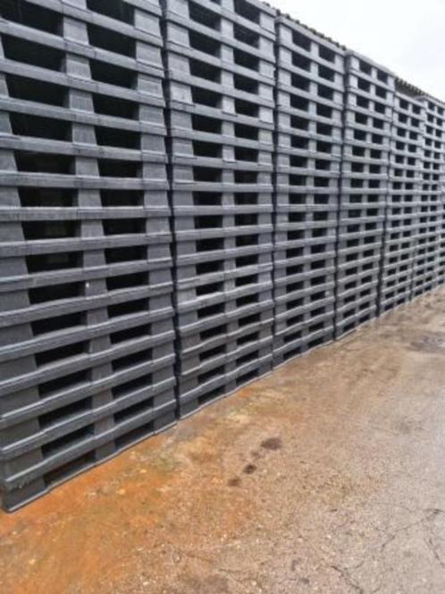 Kunststof pallets voor ibc van 600 L ( IN PROMOTIE ) Tonnen, Tuin en Terras, Regentonnen, Zo goed als nieuw, Kunststof, Ophalen