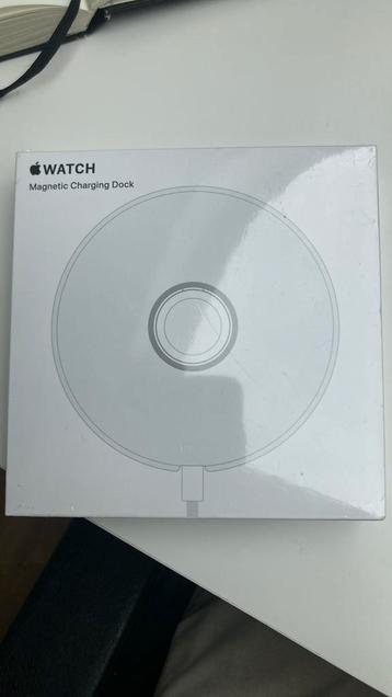 Apple Watch, Magnetic Charging Dock