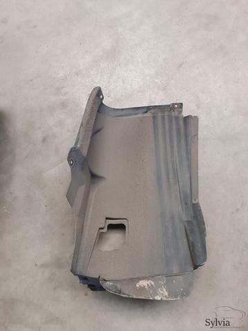 Binnenscherm Wielkuip Modderkuip voorzijde rechts onder BMW  beschikbaar voor biedingen