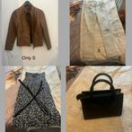 Pakket dames kleding, Ophalen, Gedragen