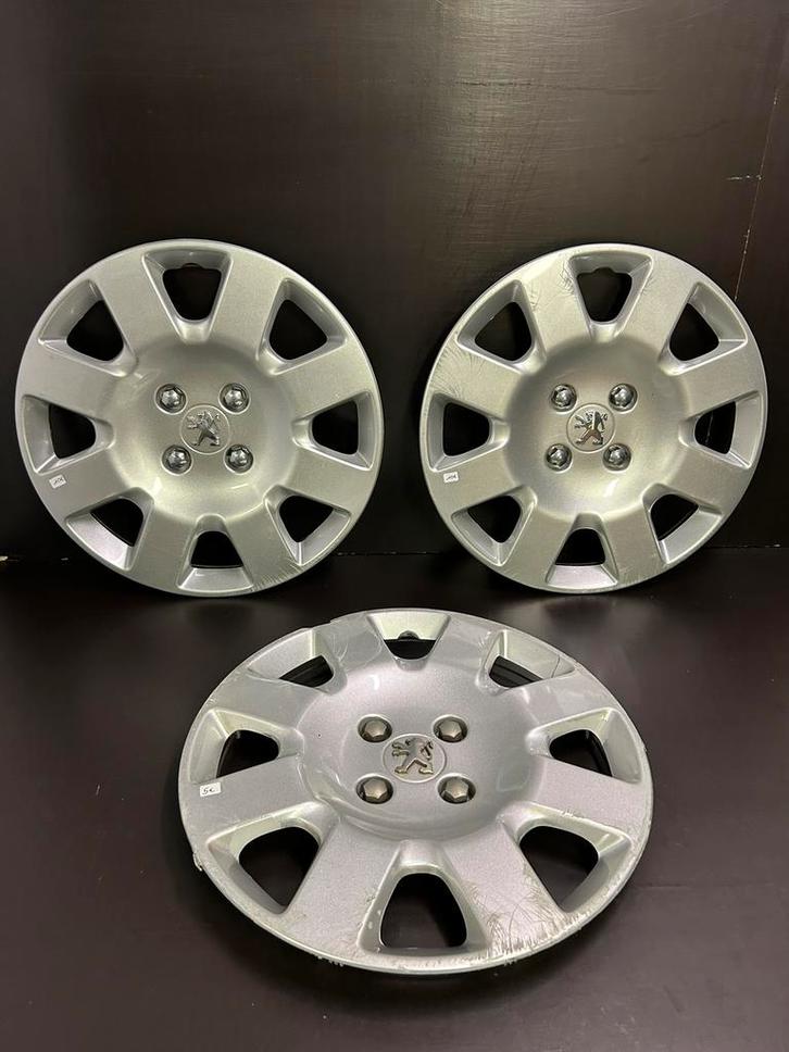 3 wieldoppen Peugeot ,208,307,308.308.508.2008, partner 16", Auto diversen, Wieldoppen, Gebruikt, Ophalen of Verzenden