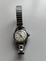 Vintage Splendor damesuurwerk, Enlèvement