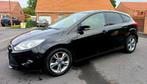 Ford Focus 1.0i 125pk 2014 in perfecte staat, Auto's, Euro 5, Stof, Parkeersensor, Zwart