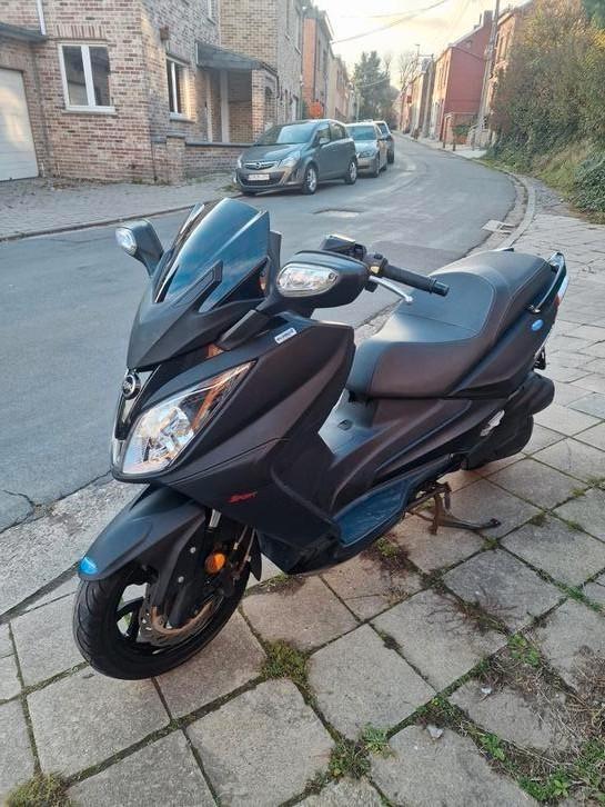 scooter sym gts 125cc bien lire, Fietsen en Brommers, Snorfietsen en Snorscooters, Gebruikt, SYM, Ophalen