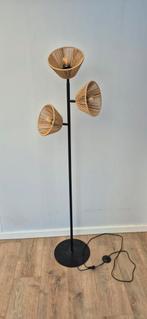 Vloerlamp maison du monde, Huis en Inrichting, Lampen | Vloerlampen, Ophalen, Zo goed als nieuw, Metaal, 100 tot 150 cm