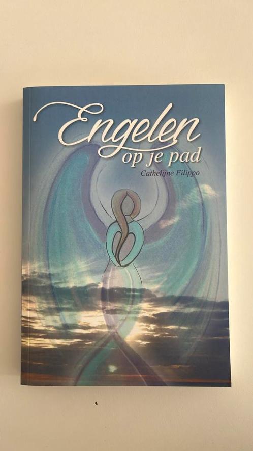 Cathelijne Filippo - Engelen op je pad, Boeken, Esoterie en Spiritualiteit, Zo goed als nieuw, Ophalen of Verzenden