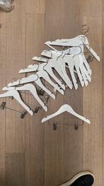 Cintres enfants/bebe Zara Home en bois, Enfants & Bébés, Vêtements enfant | Autre, Enlèvement ou Envoi, Comme neuf